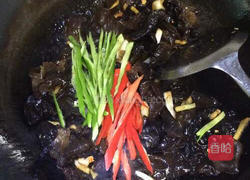 木耳炒鸡蛋的做法图解12