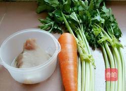 芹菜胡萝卜肉片的做法图解1