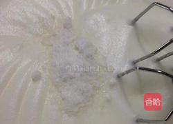 红丝绒杯子蛋糕的做法图解6