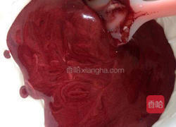 红丝绒杯子蛋糕的做法图解9