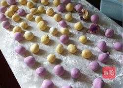 酒酿南瓜紫薯汤圆的做法图解1