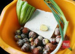 栗子烧豆腐的做法图解1