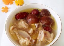 鲜菇红枣鸡汤