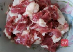咸菜炒肉的做法图解2