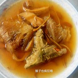 鱼翅响螺猪骨头汤的做法[图]