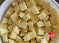 蒜泥土豆的做法图解2