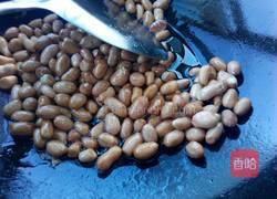 菠菜拌花生米的做法图解2