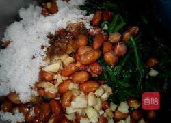 菠菜拌花生米的做法图解8