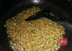 炒玉米粒的做法图解3