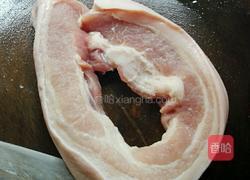 冬菇炒五花肉的做法图解2