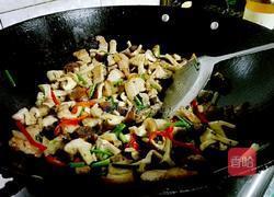 冬菇炒五花肉的做法图解14