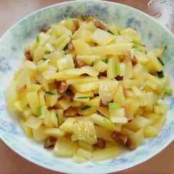 香葱土豆萝卜干丁的做法[图]