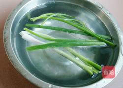 香葱土豆萝卜干丁的做法图解4