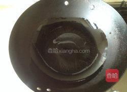 土豆炒卷心菜的做法图解2