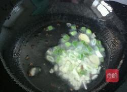 冻豆腐炖白菜的做法图解4