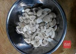 蘑菇炒小鸡的做法图解3