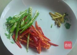 韭黄炒肉丝的做法图解2