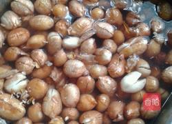 老乳汁花生的做法图解1