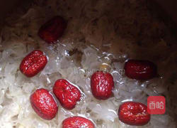 木瓜红枣银耳羹#美容养颜#的做法图解5