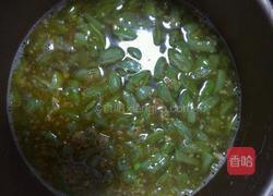 扁豆肉丁饭的做法图解2