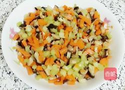 芹菜胡萝卜香菇丁的做法图解9