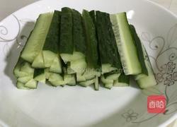 凉拌黄瓜（剁辣椒版）的做法图解1