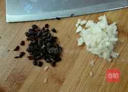 南瓜蒸排骨的做法图解3