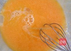 果酱戚风杯子蛋糕的做法图解2