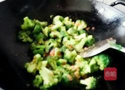 番茄炒西兰花的做法图解8