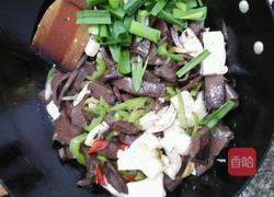 猪血炒豆腐的做法图解8