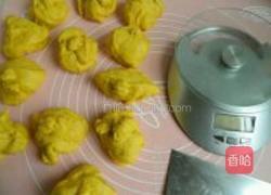 葡萄干胡萝卜面包卷的做法图解6