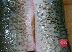 粉蒸鱼的做法图解2