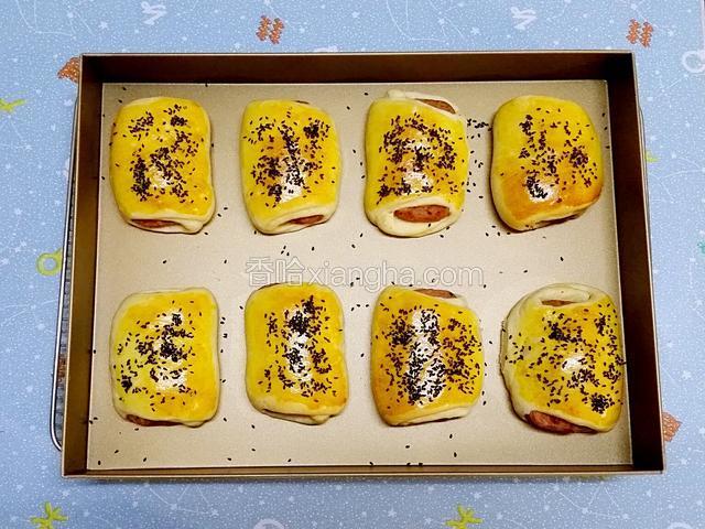 送進已預熱的烤箱中，165度烤18分鐘（時間溫度僅供參考，請以自家烤箱實際情況為準）出爐後涼至手溫，密封保存