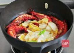 辣白菜烧虾的做法图解3