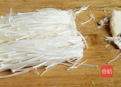 西红杮金针菇鸡蛋汤的做法图解2