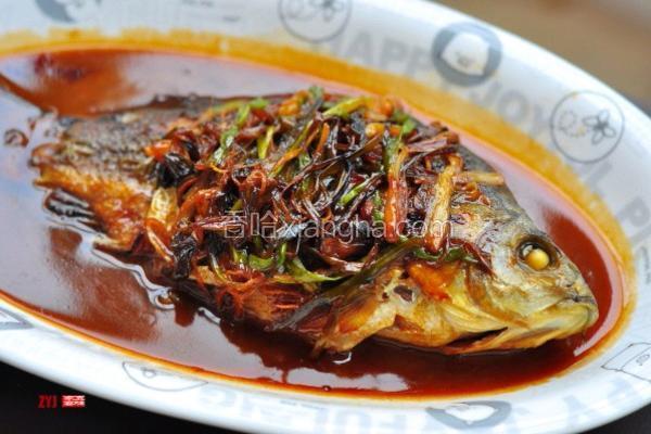 红烧鲫鱼
