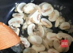 奶油蘑菇汤的做法图解5