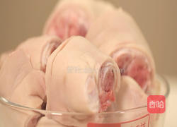 红烧猪蹄的做法图解1