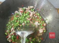 毛豆炒肉的做法图解8