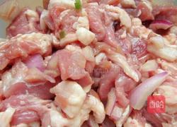 葱爆羊肉的做法图解2