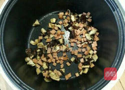 什锦焖饭的做法图解2