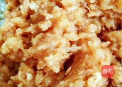 马蹄猪肉饼的做法图解3