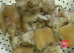 卤猪蹄的做法图解1