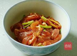 三丝炒意面的做法图解1