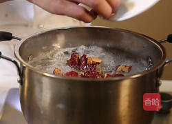 大枣银耳汤的做法图解4