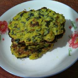 木耳窝瓜芹菜鸡蛋饼的做法[图]