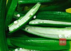 浇汁秋葵的做法图解5