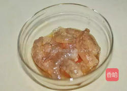 鲜虾仁菠菜卷的做法图解2