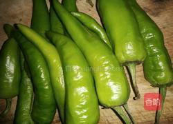 烧秋辣椒的做法图解1