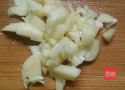 莴笋丝炒肉的做法图解3